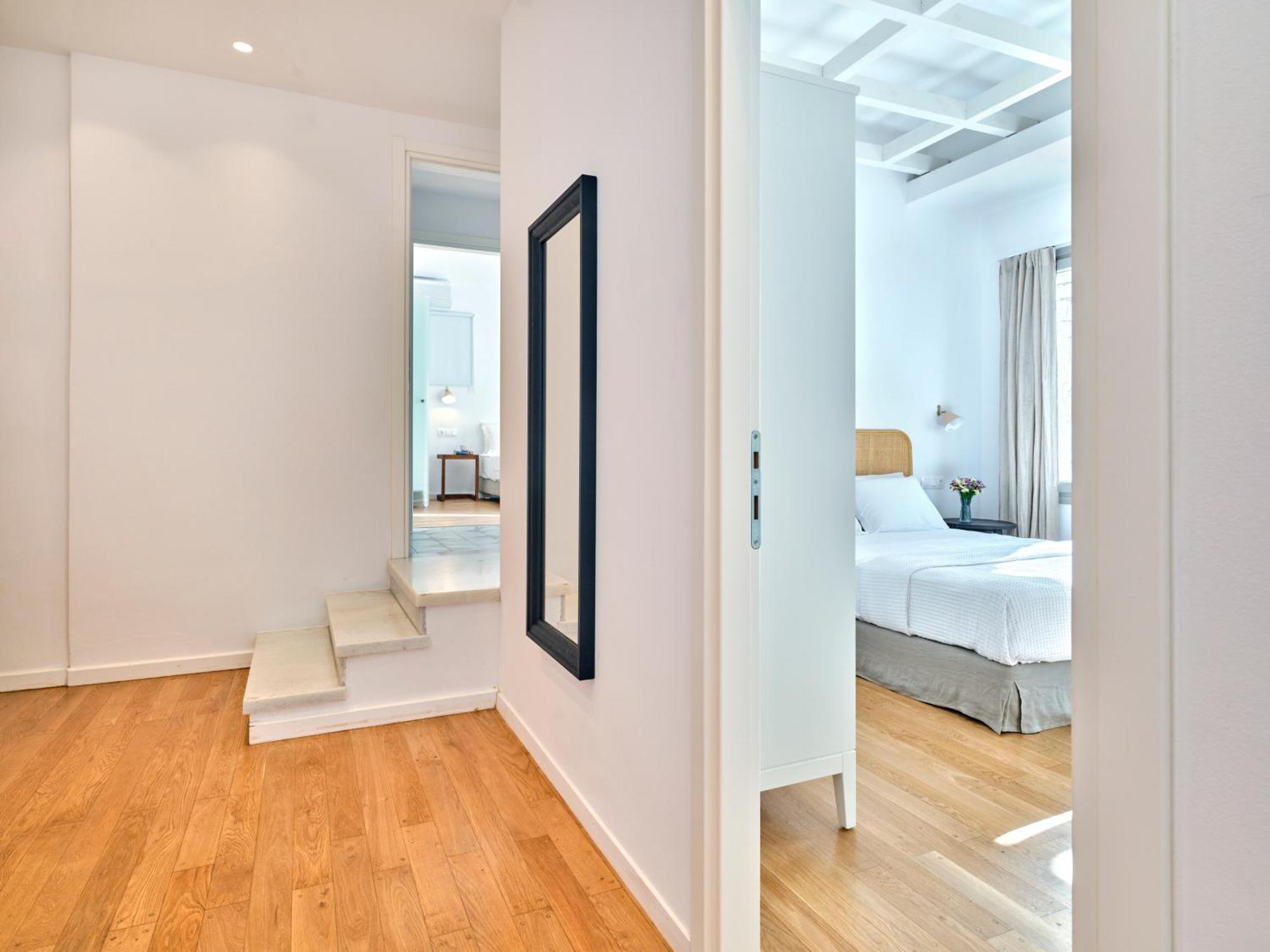 Magoo Suites Logaras Ngoại thất bức ảnh