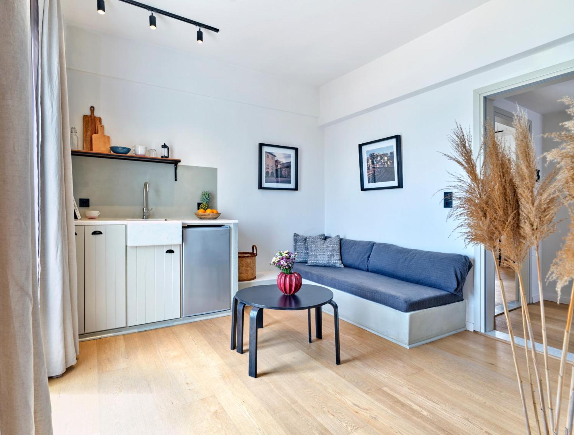 Magoo Suites Logaras Ngoại thất bức ảnh
