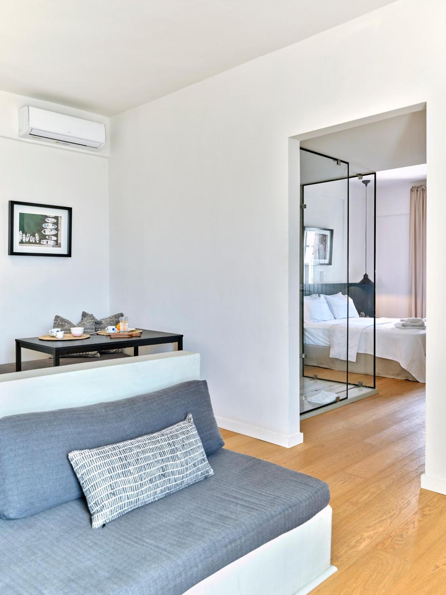 Magoo Suites Logaras Ngoại thất bức ảnh