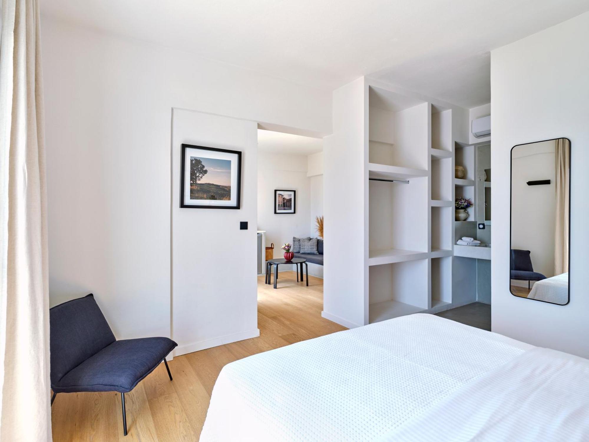 Magoo Suites Logaras Ngoại thất bức ảnh